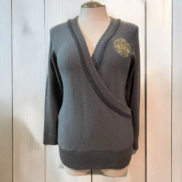 Hot Topic Plus Size 2 Outlander Crowned Thistle Faux Wrap Crossover Knit Sweater - Picture 2 of 3